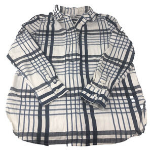 Liz Claiborne Women's Cabin Shirt 1/4 Button Blue Plaid Size Medium Long Sleeves